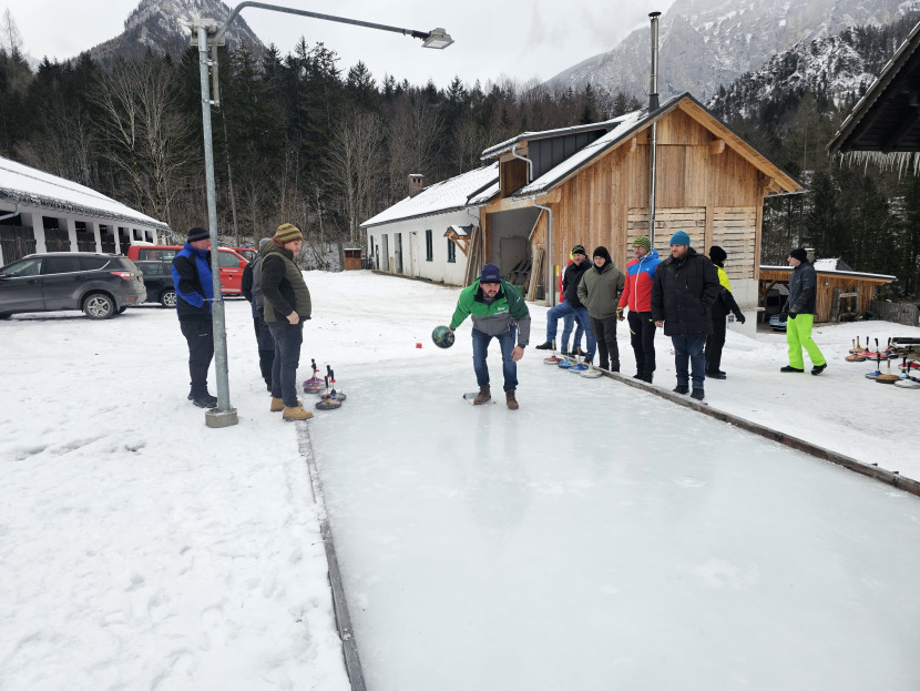 Abschnitts-Eisschießen